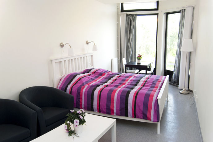 Imagen del bar/restaurante del Hotel Fenix Inn. Foto 7