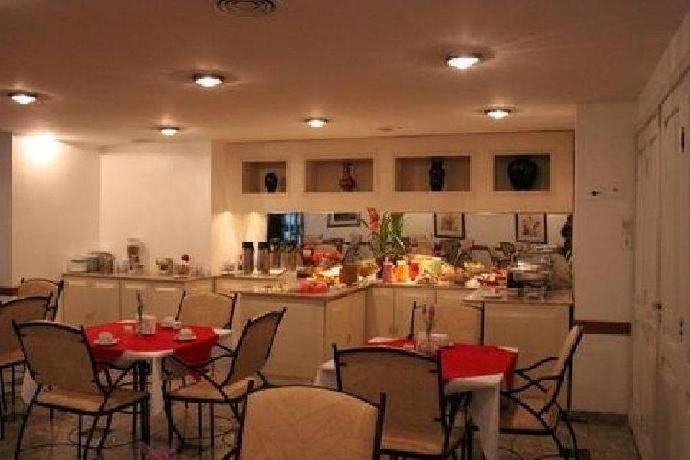 Imagen del bar/restaurante del Hotel Fenix Moema. Foto 4