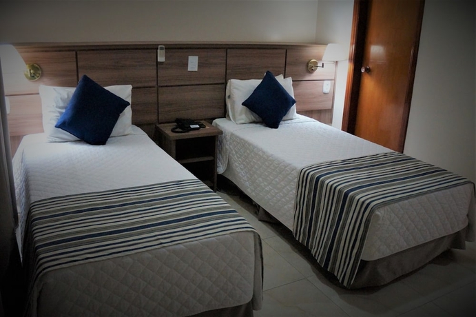 Imagen de la habitación del Hotel Fenix Pouso Alegre. Foto 4