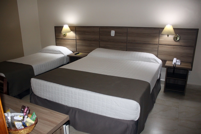 Imagen de la habitación del Hotel Fenix Pouso Alegre. Foto 12