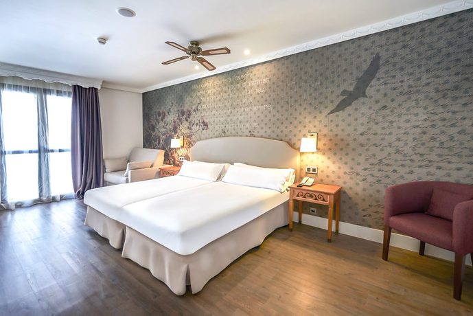 Imagen de los exteriores del Hotel Fenix Torremolinos -Adults Only Recommended. Foto 10