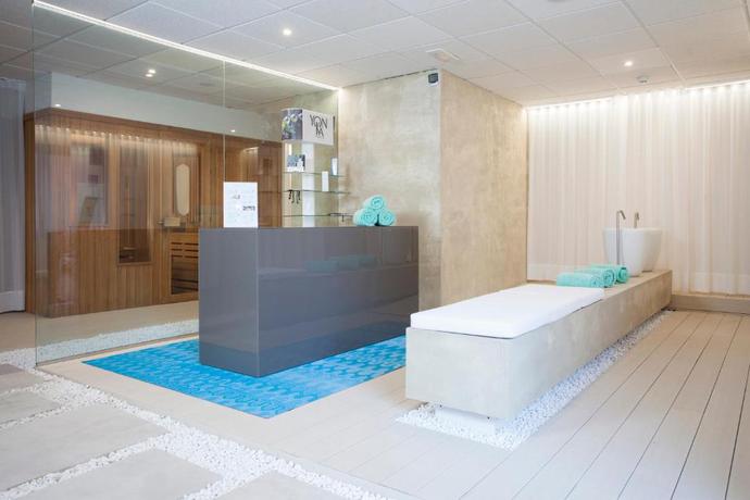 Imagen de los interiores del Hotel Fenix Torremolinos - Adults Only Recommended. Foto 10