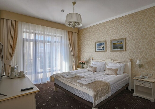 Imagen de la habitación del Hotel Fenix Town. Foto 20