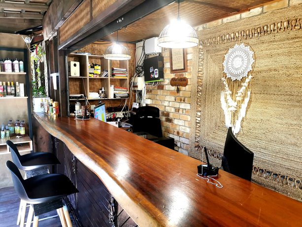 Imagen de los interiores del Hotel Fenua Mata'i'oa. Foto 19