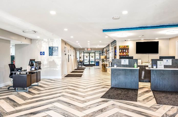 Imagen de los interiores del Hotel Fenwick Inn. Foto 16