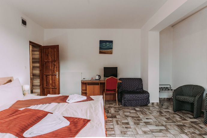 Imagen de la habitación del Hotel Fenyves. Foto 5