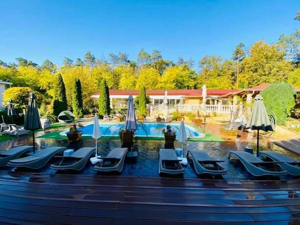 Imagen general del Hotel Fenyves Konferencia &eacute;s Wellness. Foto 6