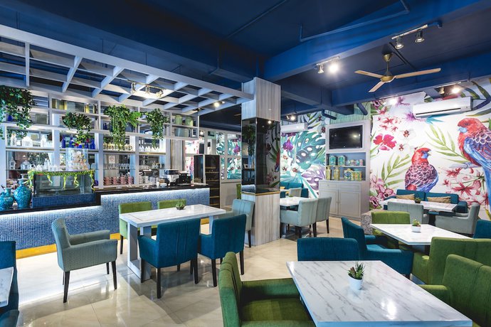 Imagen del bar/restaurante del Hotel Feodora Grogol. Foto 3