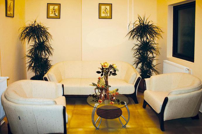 Imagen de los interiores del Hotel Ferdinand. Foto 9