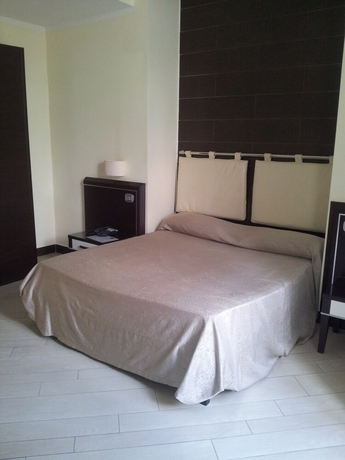 Imagen de la habitación del Hotel Ferdinando Ii. Foto 5