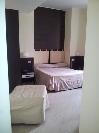 Imagen de la habitación del Hotel Ferdinando Ii. Foto 7