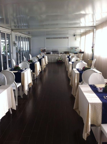 Imagen del bar/restaurante del Hotel Ferdinando Ii. Foto 2