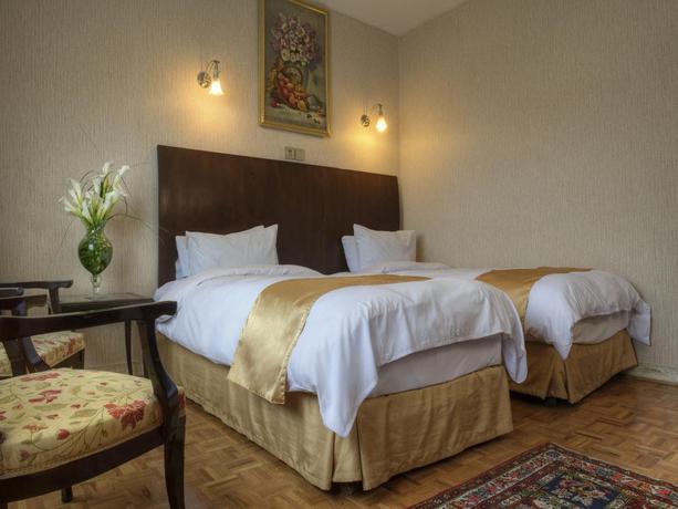Imagen de la habitación del Hotel Ferdowsi International Grand. Foto 3