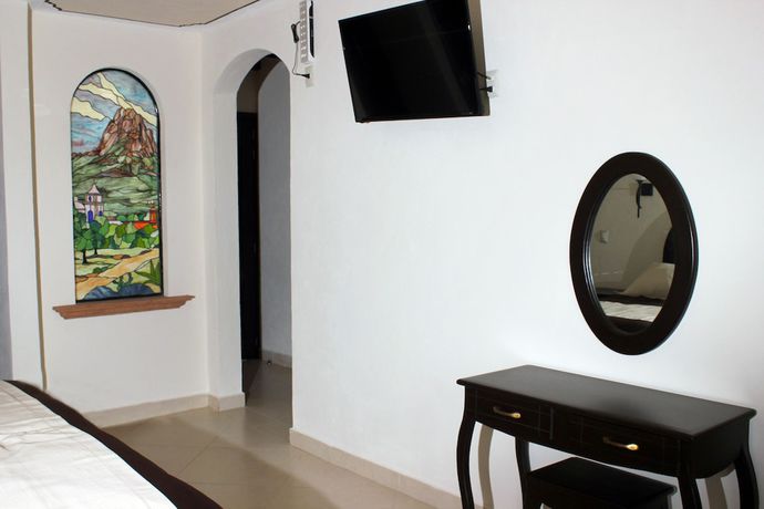 Imagen de la habitación del Hotel Feregrino. Foto 19