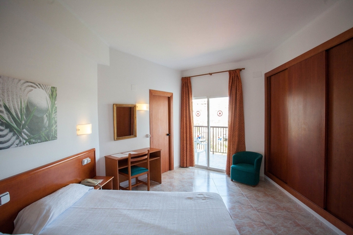 Imagen de la habitación del Hotel Fergus Bermudas. Foto 5