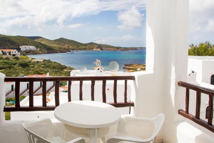 Imagen de los exteriores del Hotel Fergus Club Carema Splash. Foto 7