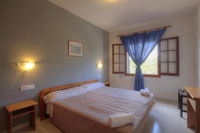 Imagen de la habitación del Hotel Fergus Club Carema Splash. Foto 5