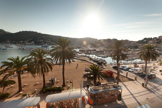 Imagen de los exteriores del Hotel Fergus Style Soller Beach. Foto 9