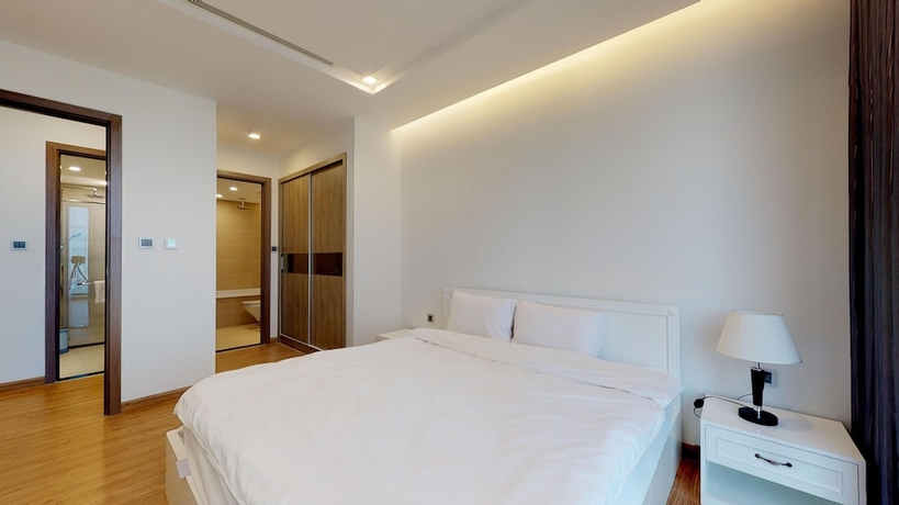 Imagen de la habitación del Hotel Feria Home - Vinhomes Metropolis Lieu Giai. Foto 11