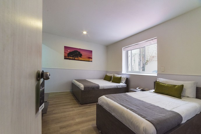 Imagen de la habitación del Hotel Feria Imperial. Foto 6