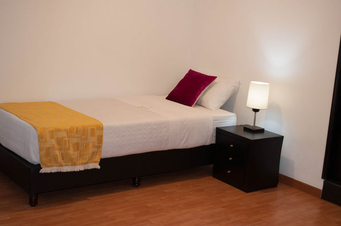 Imagen de la habitación del Hotel Ferias Park. Foto 10