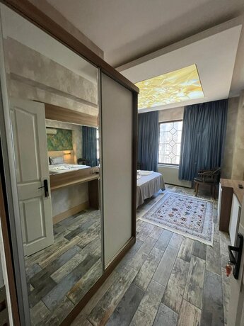Imagen de la habitación del Hotel Feridiye. Foto 20