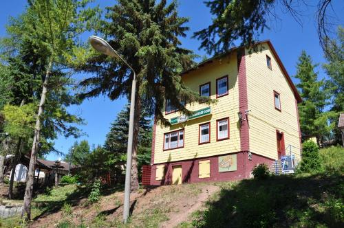 Imagen de los exteriores del Hotel Ferienanlage Reinsberger Dorf. Foto 6
