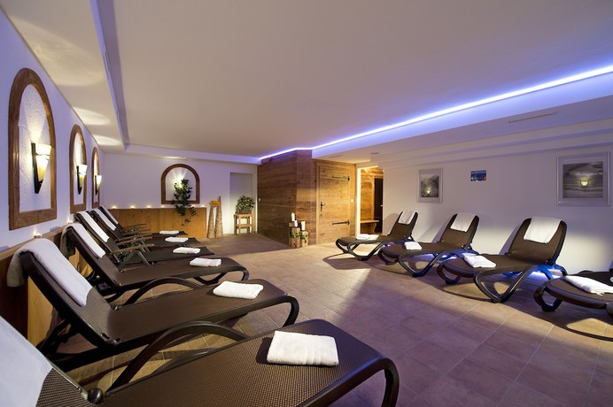 Imagen de la piscina del Hotel Ferienhotel Alpenhof. Foto 17