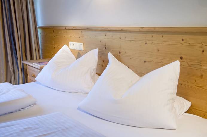 Imagen de la habitación del Hotel Ferienhotel Alpenhof. Foto 6