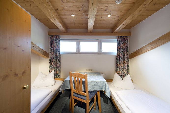 Imagen de la habitación del Hotel Ferienhotel Alpenhof. Foto 9