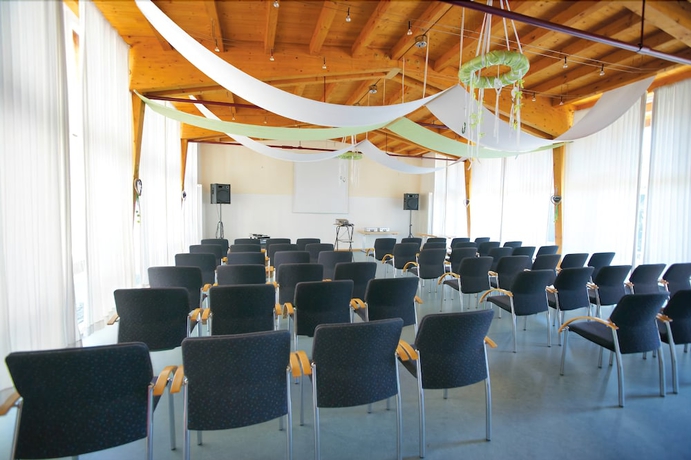 Imagen de los interiores del Hotel Ferienhotel Haus Am Ahorn. Foto 19