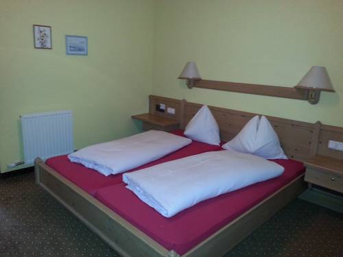 Imagen de la habitación del Hotel Ferienhotel Lindenhof. Foto 3