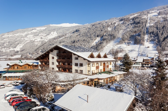 Imagen de los interiores del Hotel Ferienhotel Sonnenhof. Foto 19