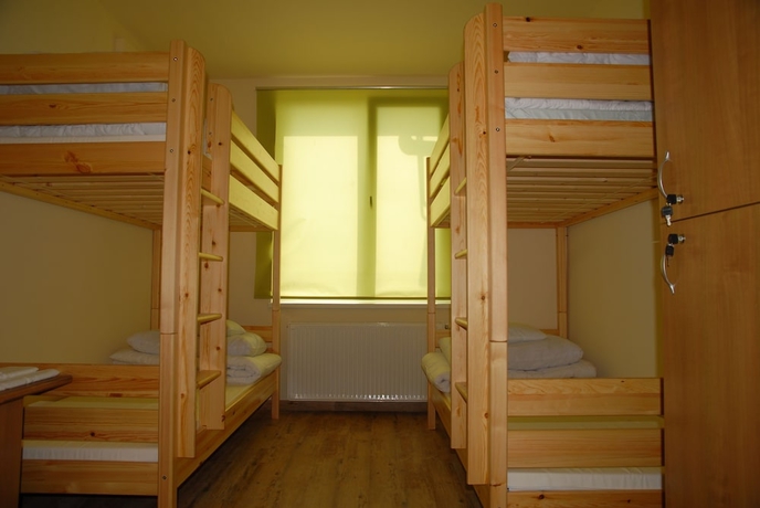Imagen de la habitación del Hotel Ferihegy. Foto 9