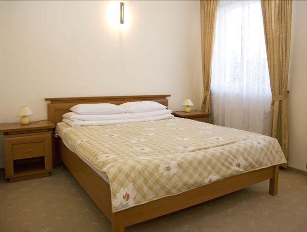 Imagen de la habitación del Hotel Ferihegy. Foto 10