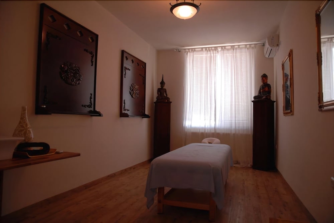 Imagen de los interiores del Hotel Ferihegy. Foto 17
