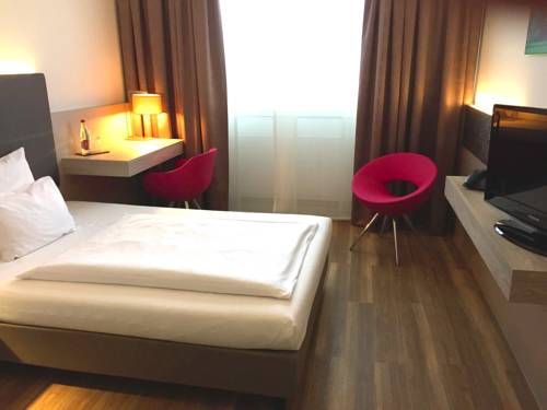 Imagen de la habitación del Hotel Feringapark. Foto 8