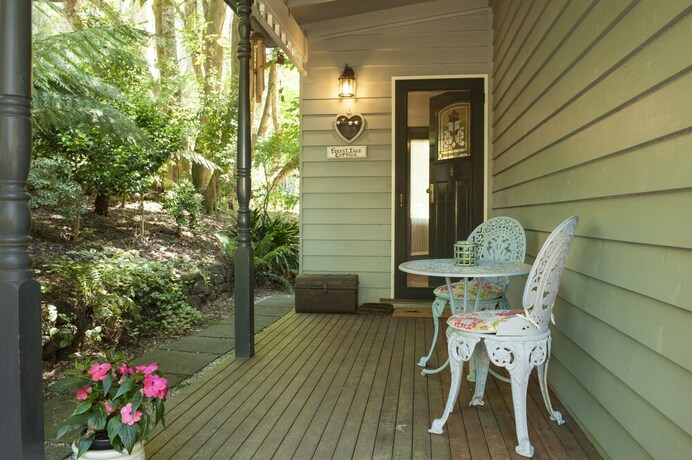 Imagen de los exteriores del Hotel Fern Cottage At Fern Falls Cottages. Foto 17