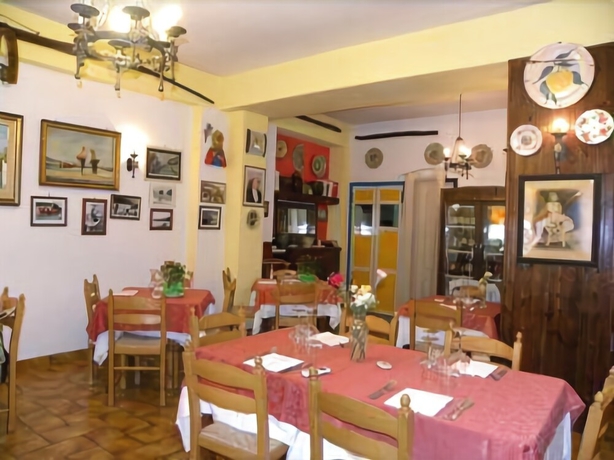Imagen del bar/restaurante del Hotel Fernanda. Foto 3