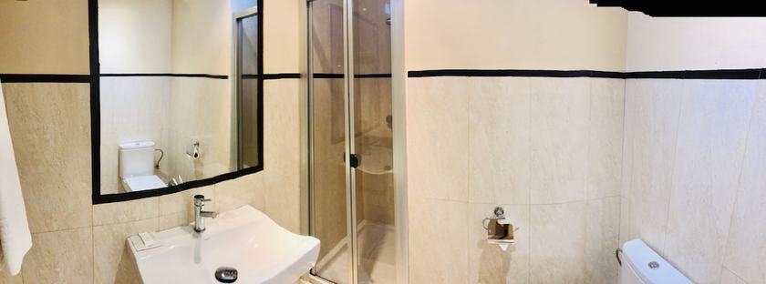 Imagen de la habitación del Hotel Fernando IV. Foto 8