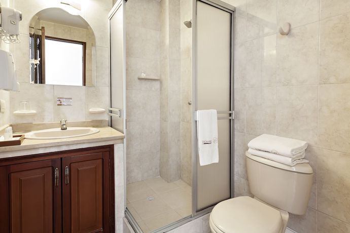 Imagen de la habitación del Hotel Fernando Plaza. Foto 13