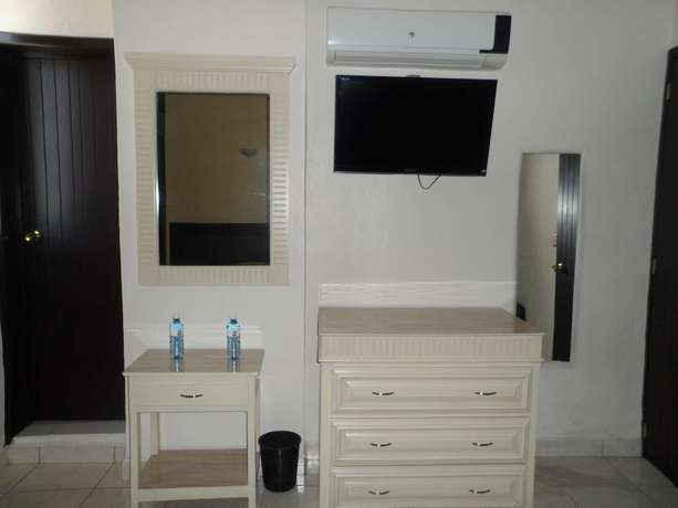 Imagen de la habitación del Hotel Fernando, Tuxtla Gutiérrez. Foto 5