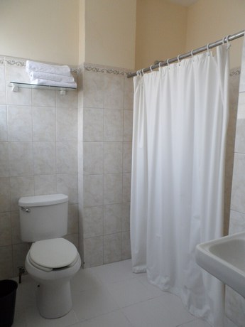 Imagen de la habitación del Hotel Fernando, Tuxtla Gutiérrez. Foto 15