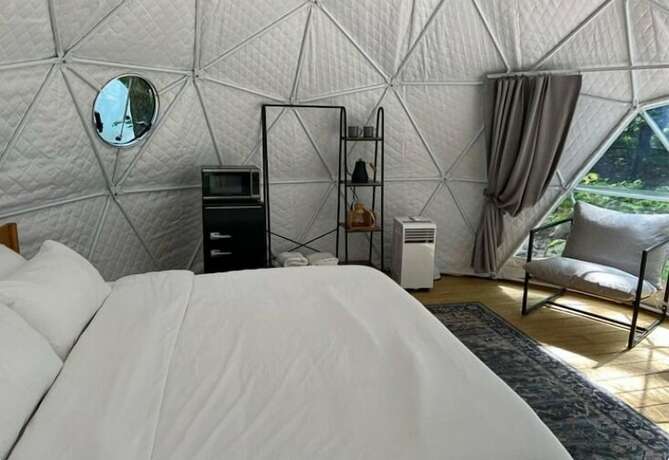 Imagen general del Hotel Ferncrest Campground. Foto 2