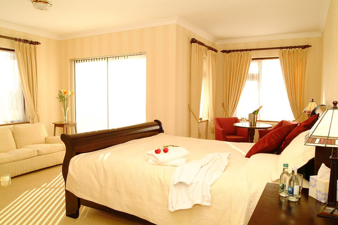 Imagen de la habitación del Hotel Fernhill Golf and Country Club. Foto 13