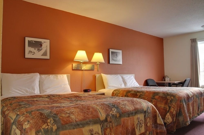 Imagen de la habitación del Hotel Fernie Fox. Foto 3