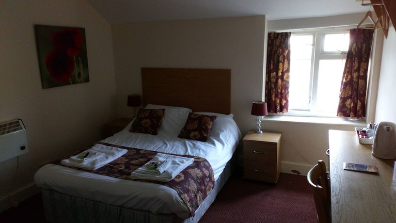 Imagen de la habitación del Hotel Ferns Farm and Palms Leisure Club. Foto 8