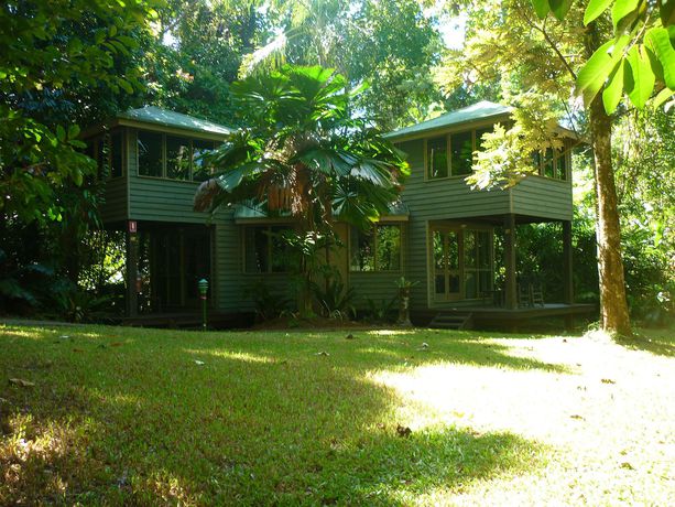Imagen de los exteriores del Hotel Ferntree Rainforest Lodge. Foto 11