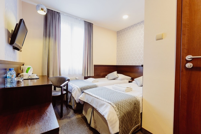 Imagen de la habitación del Hotel Fero Express. Foto 8