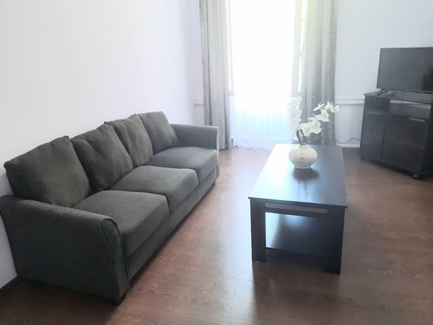 Imagen de la habitación del Hotel Feron. Foto 6